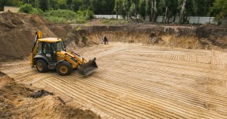 Разработка котлована Железногорск, цена от 312 руб./м3.